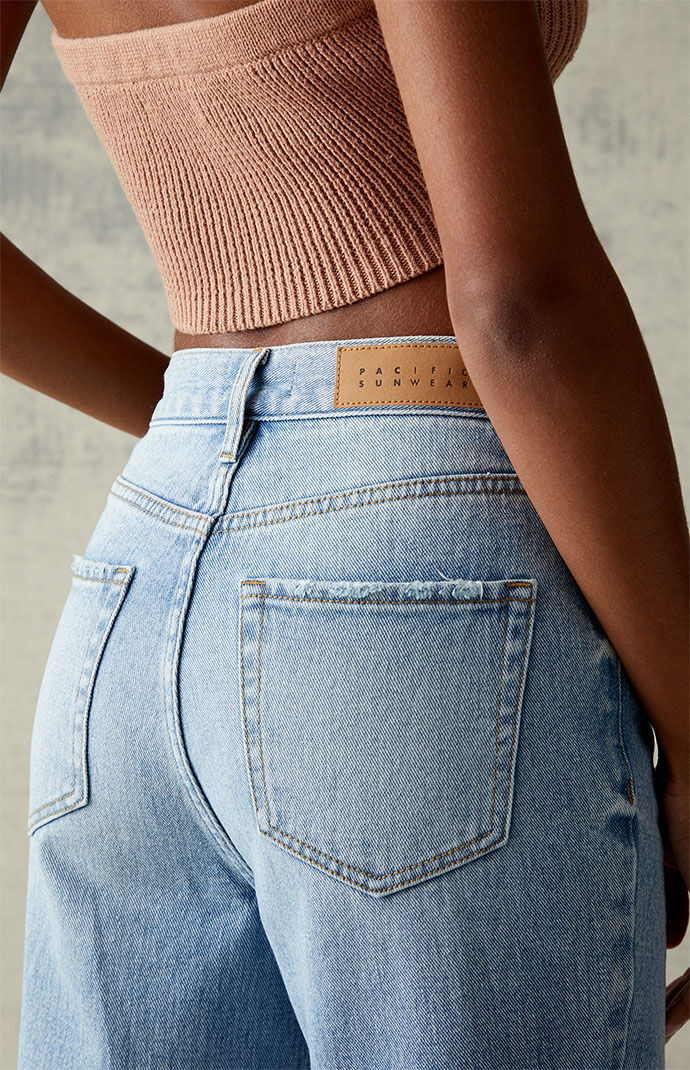 ★★ ★★ Here Light Blue High Rise Slim Straight Women Brinley Momento at AG Jeans Official Store