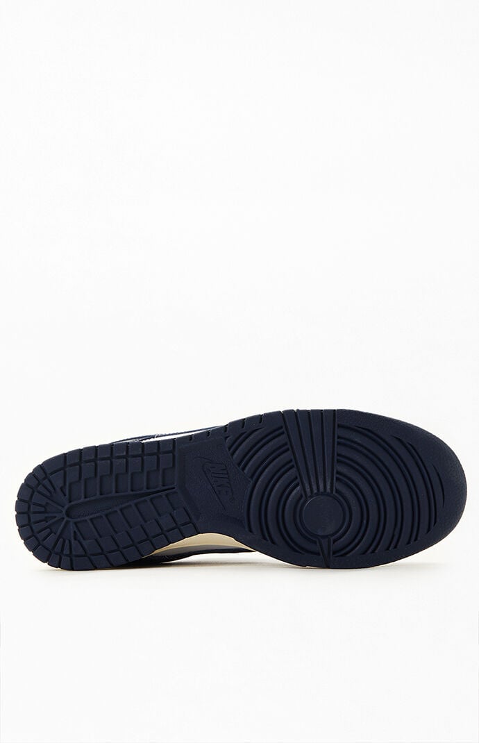 Nike WMNS Dunk Low 