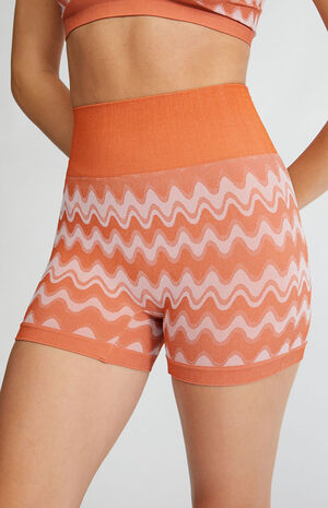 Active Move On Seamless Biker Shorts image number 2