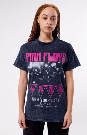 Pink Floyd Snow Wash T-Shirt image number 1