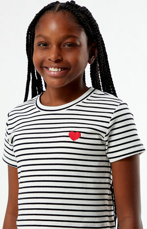Striped Ribbed Embroidered Heart Skimmer T-Shirt image number 2