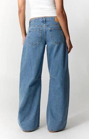 Ronnie Ultimate Low Rise Barrel Jeans Medium Blue image number 4