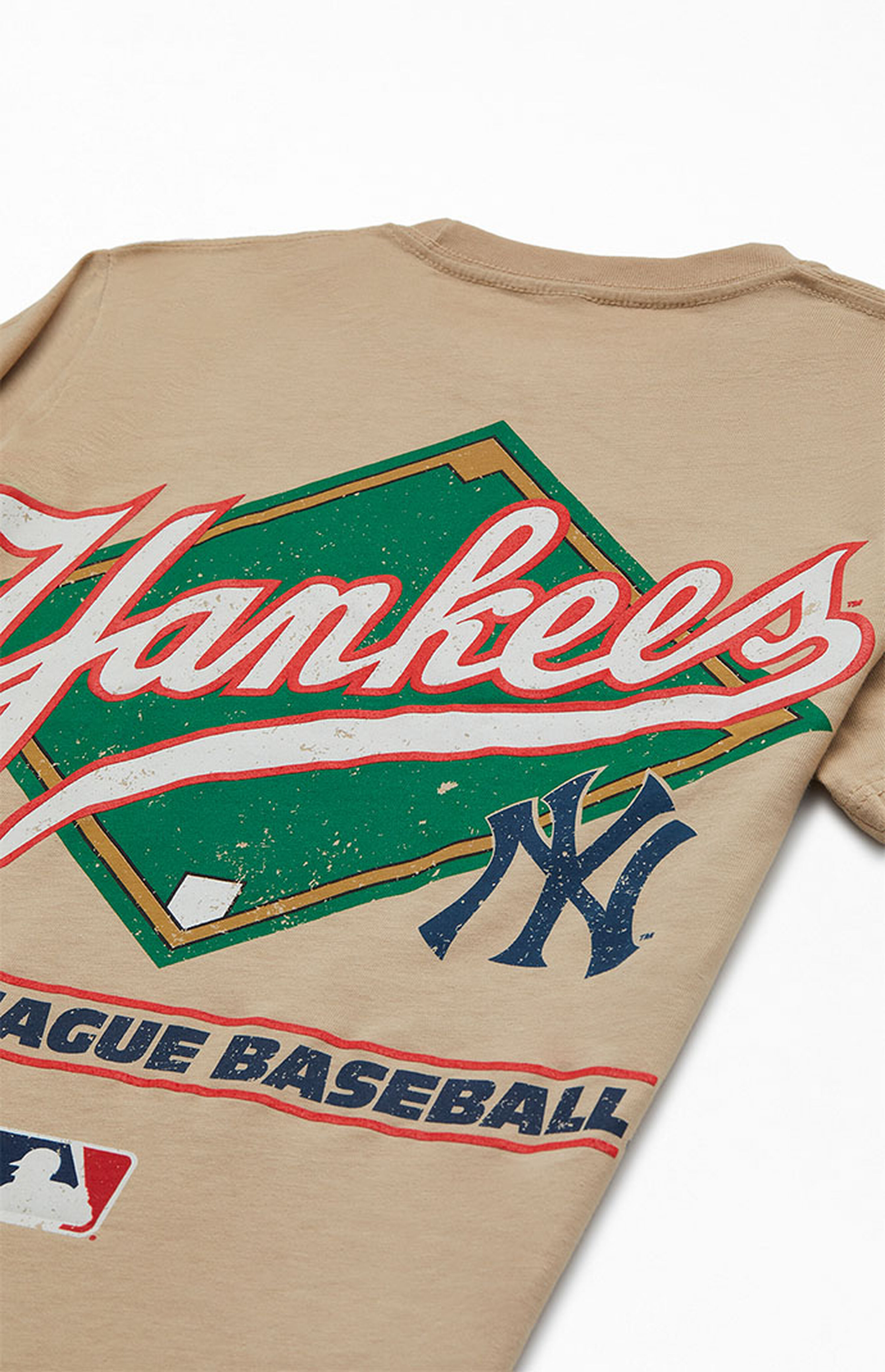 Mitchell & Ness New York Yankees World Series T-Shirt | PacSun