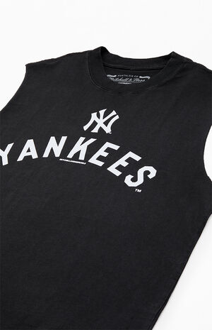 Yankees Cut-Off Muscle T-Shirt image number 3