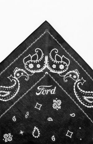 Black Paisley Bandana image number 3