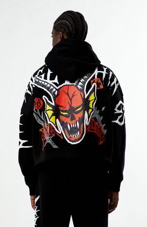 x Stranger Things Black Hellfire Club Cropped Hoodie image number 5