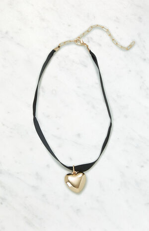 Ribbon Heart Choker Necklace image number 1