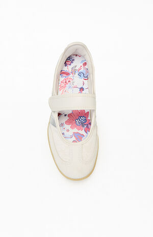 Women&rsquo;s Silver Floral Samba Jane Sneakers image number 5