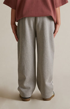 Kids Dark Heather Oatmeal Fleece Relaxed Sweatpants image number 6