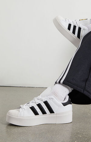 Women's White & Black Superstar Bonega Sneakers image number 2