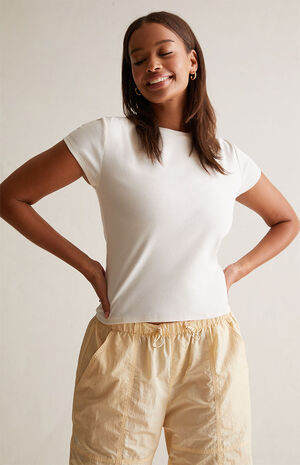 Pansy T-Shirt image number 3