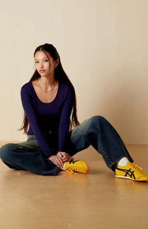 Demi Scoop Neck Long Sleeve Top image number 1