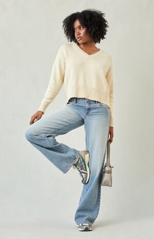 Casey Low Rise Baggy Jeans Light Blue Tinted Casey Low Rise Baggy Jeans Light Blue Tinted image number 2