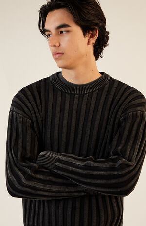 Black Wide Ribbed Knit Crew Neck Sweater image number 2