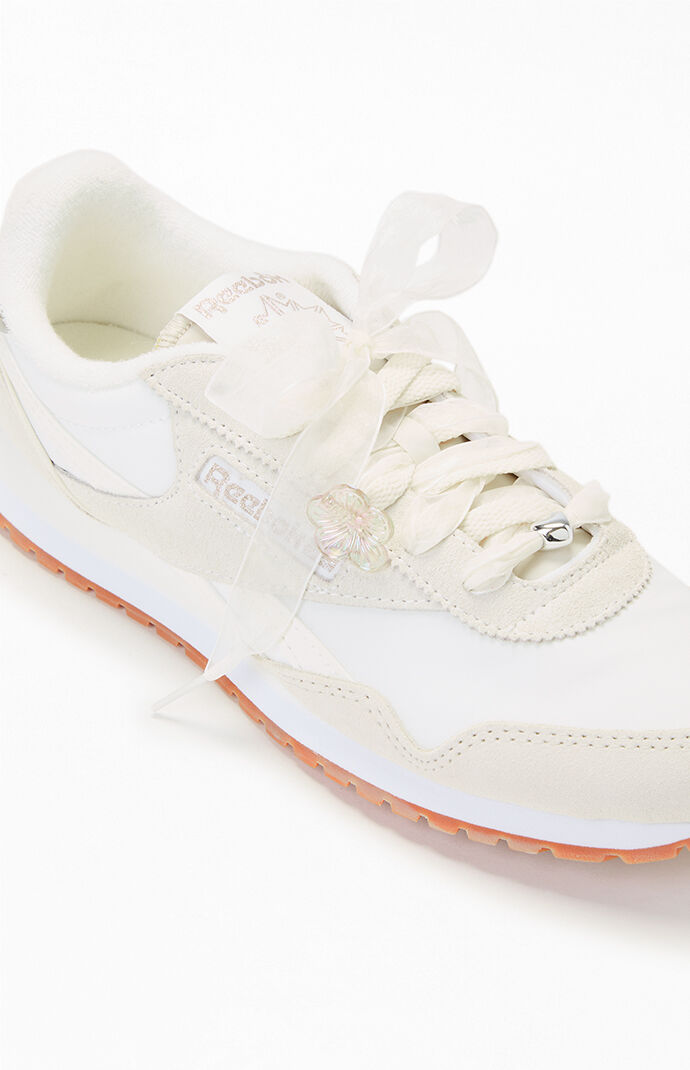 Reebok Women's Cream Classic AZ Sneakers | Pacsun