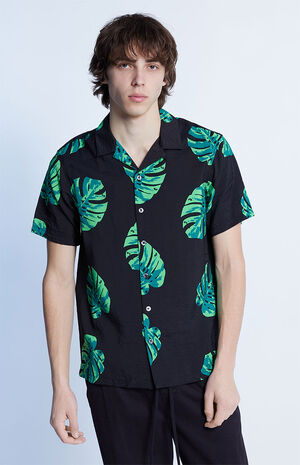 Monstera Resort Camp Shirt image number 1