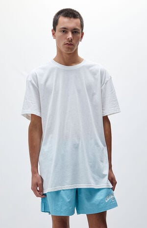 White Regular Fit Solid T-Shirt image number 1