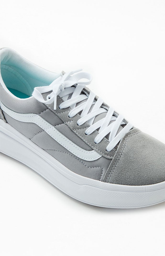 Vans grises plataforma store