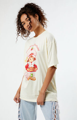 Cat Cake Butterfly Oversized T-Shirt image number 1