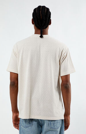 Beige Guide Textured T-Shirt image number 3