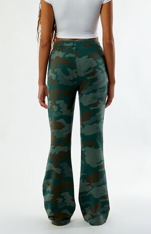 Camo Baggy Sweatpants image number 4