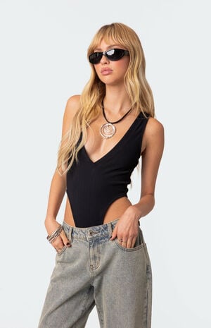 High Cut Ribbed V Neck Bodysuit image number 5