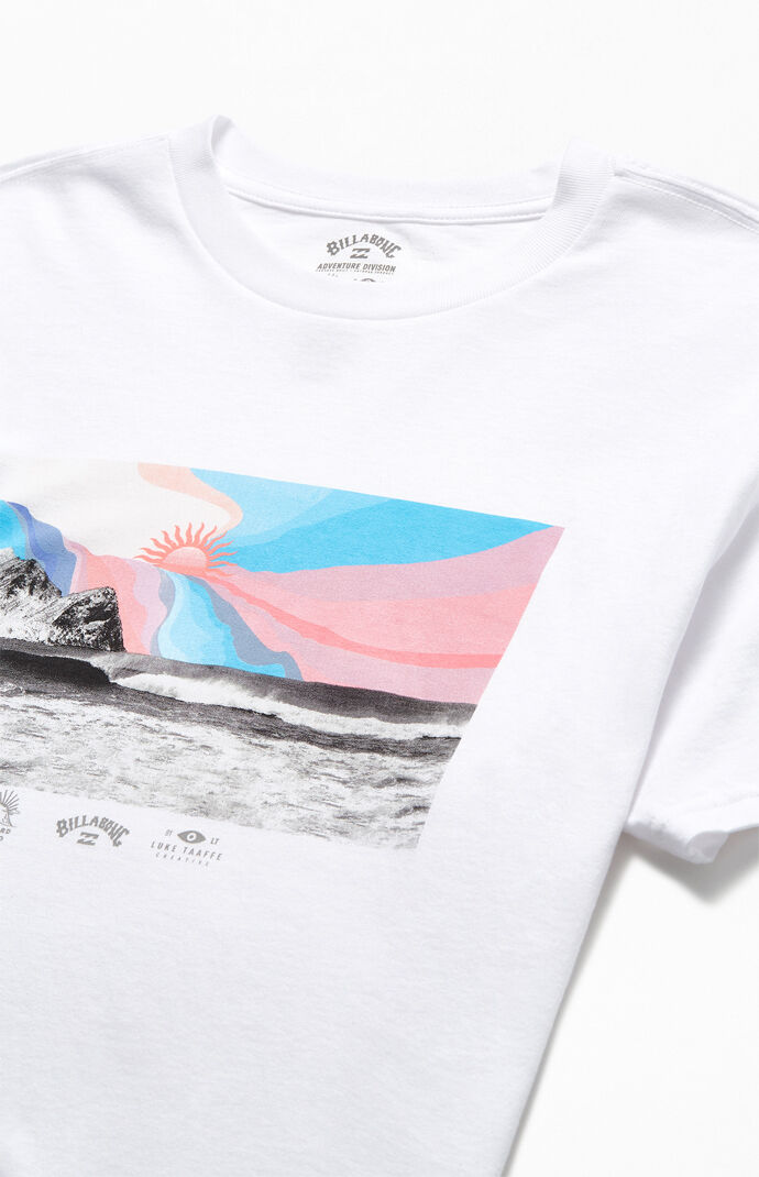 Expansion Short Sleeve T-Shirt