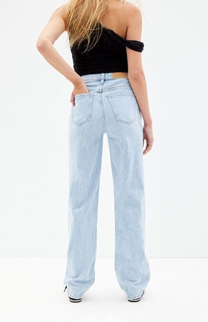 '90s Boyfriend Jeans V-Dip Light Indigo image number 4
