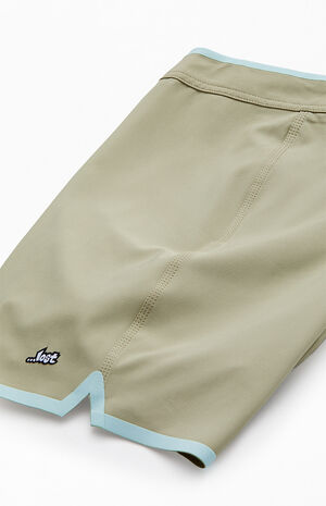 Hydra 8" Boardshorts image number 4