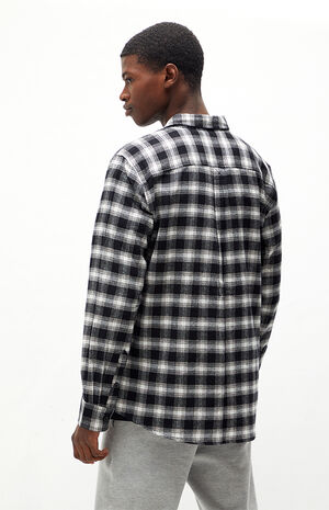 Black & White Plaid Classic Long Sleeve Button Up Shirt image number 3