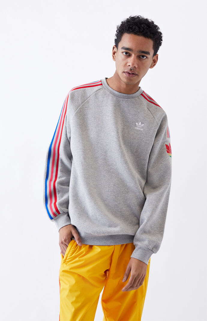 3d trefoil graphic crewneck sweatshirt