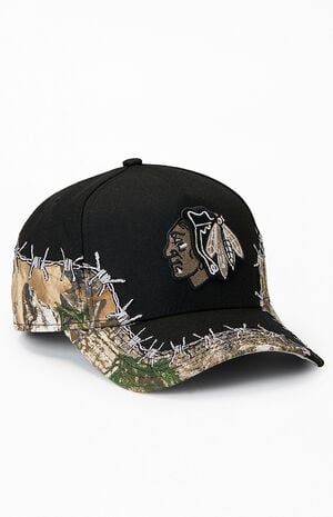Chicago Blackhawks Camo Barbwire 9FORTY Snapback Hat image number 1