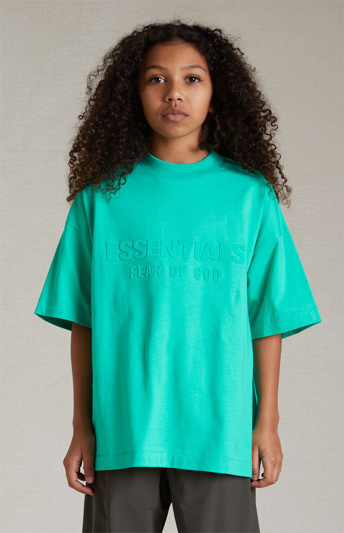 24SS☆【FEAR OF GOD】ESSENTIALS Tシャツ MINT LEAF Kids Fear of God Essentials Mint Leaf T-Shirt | PacSun