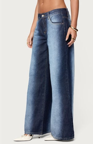 Ema Bleach Washed Low Rise Jeans image number 2