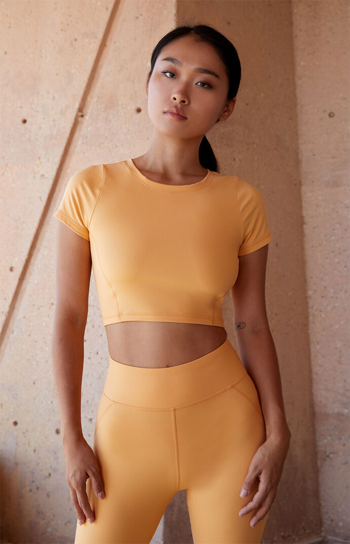 Fitted Active Top