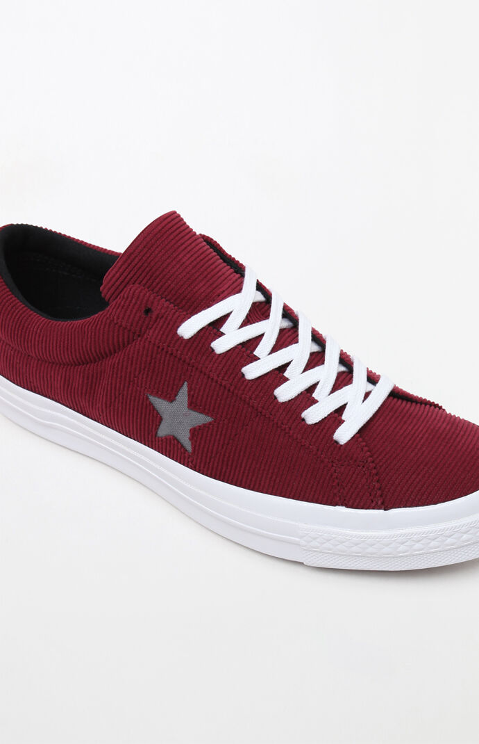 converse one star burgundy