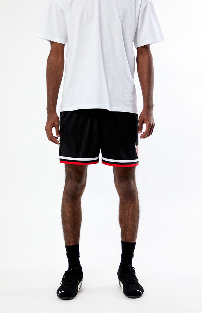 Mitchell & Ness Chicago Bulls Jump Shot Mesh Shorts