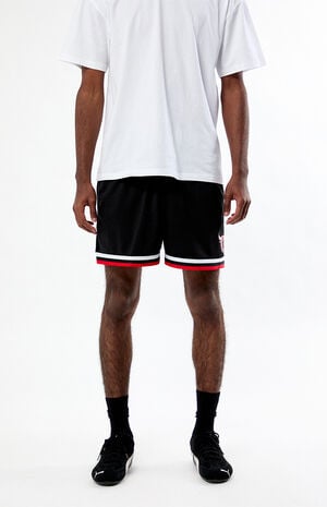 Chicago Bulls Jump Shot Mesh Shorts image number 2