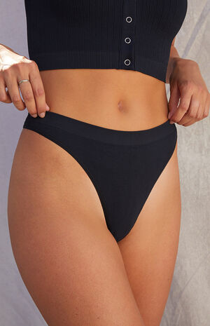 Seamless Ribbed High Waisted Thong image number 2