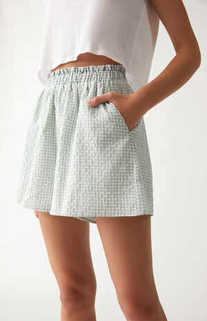 Picnic In Mind Shorts image number 2