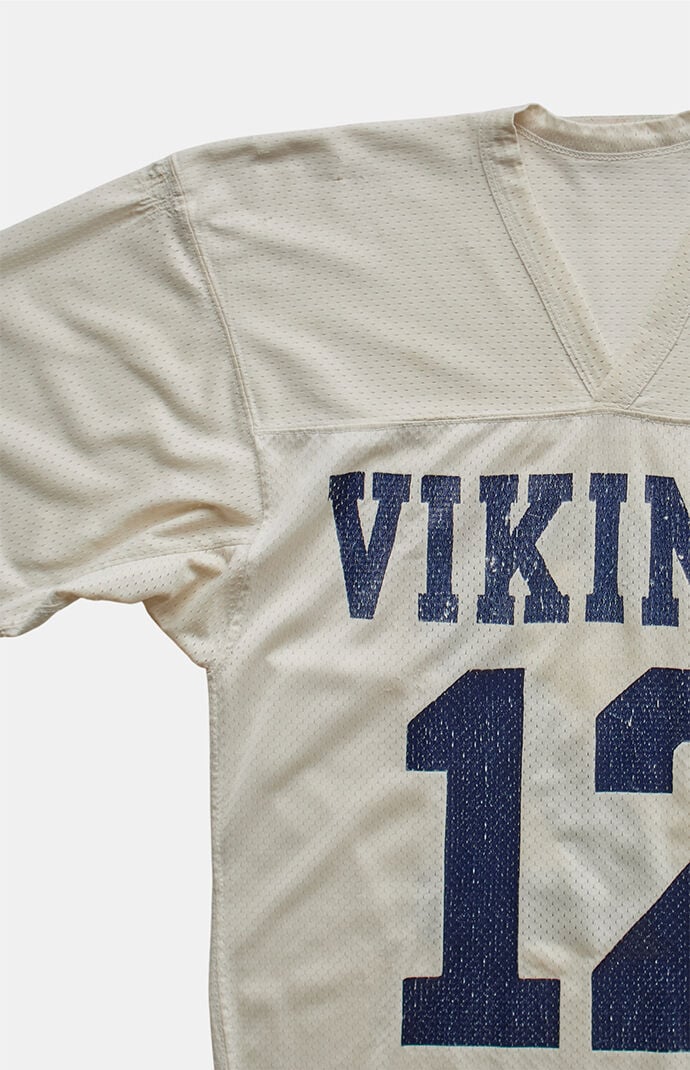 PS VINTAGE '90s Vikings Jersey V-neck Cropped Graphic Top
