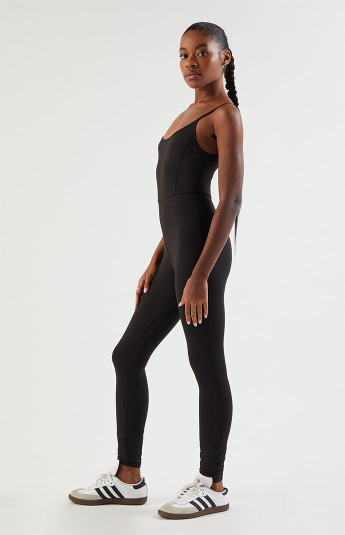 上下セット　PAC PACDAZZLESYMPATEXRAINSUIT M 美品 PAC 1980 PAC WHISPER Black Active Simone Jumpsuit | Pacsun