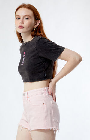 501 Original Fit Dusty Pink High Waisted Denim Shorts image number 2