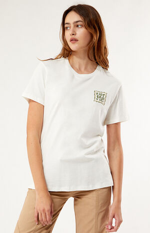 Shroomy Experience Boyfriend T-Shirt image number 1