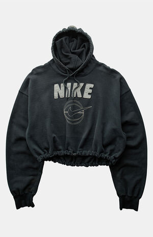 2000s Nike Cropped Pullover Hoodie image number 1