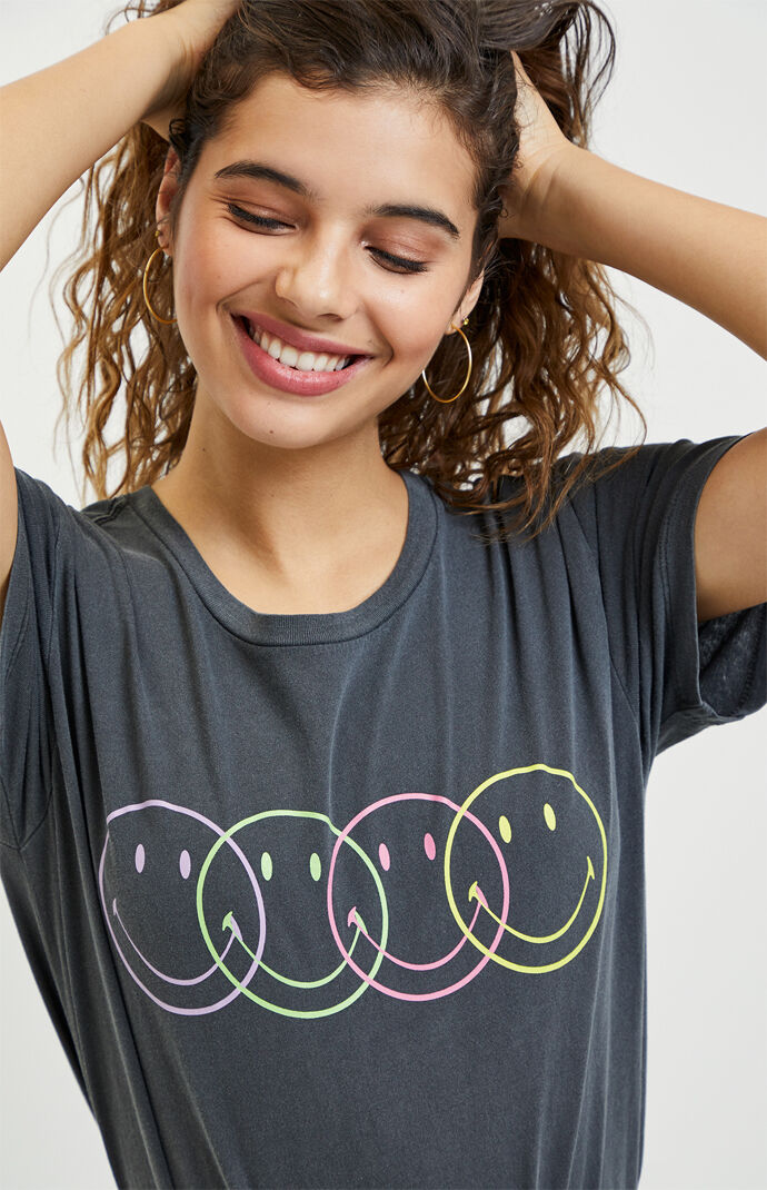 Desert Dreamer Repeating Smiley T-Shirt
