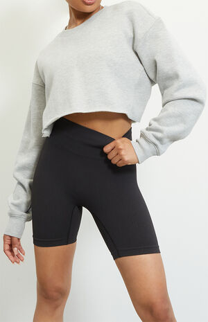 Raw Hem Cropped Crew Neck Sweatshirt image number 3