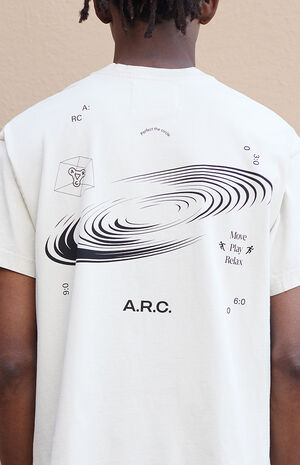 Vintage Wash Heavyweight Universal Graphic T-Shirt image number 4