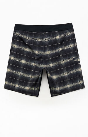 Grunge Snap Mod 8.5" Boardshorts image number 2