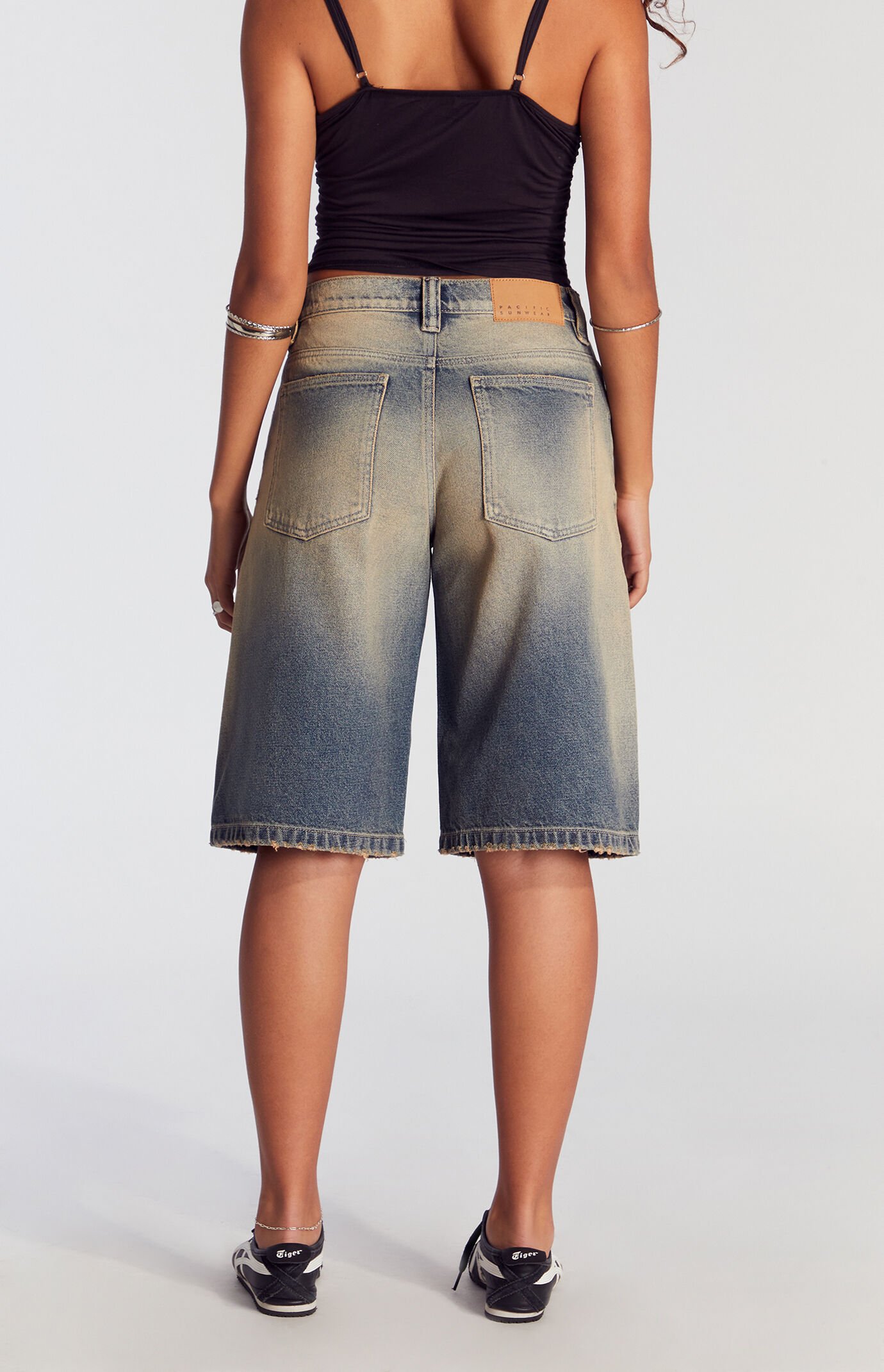 Pacsun Medium Indigo Tinted Extreme Jorts